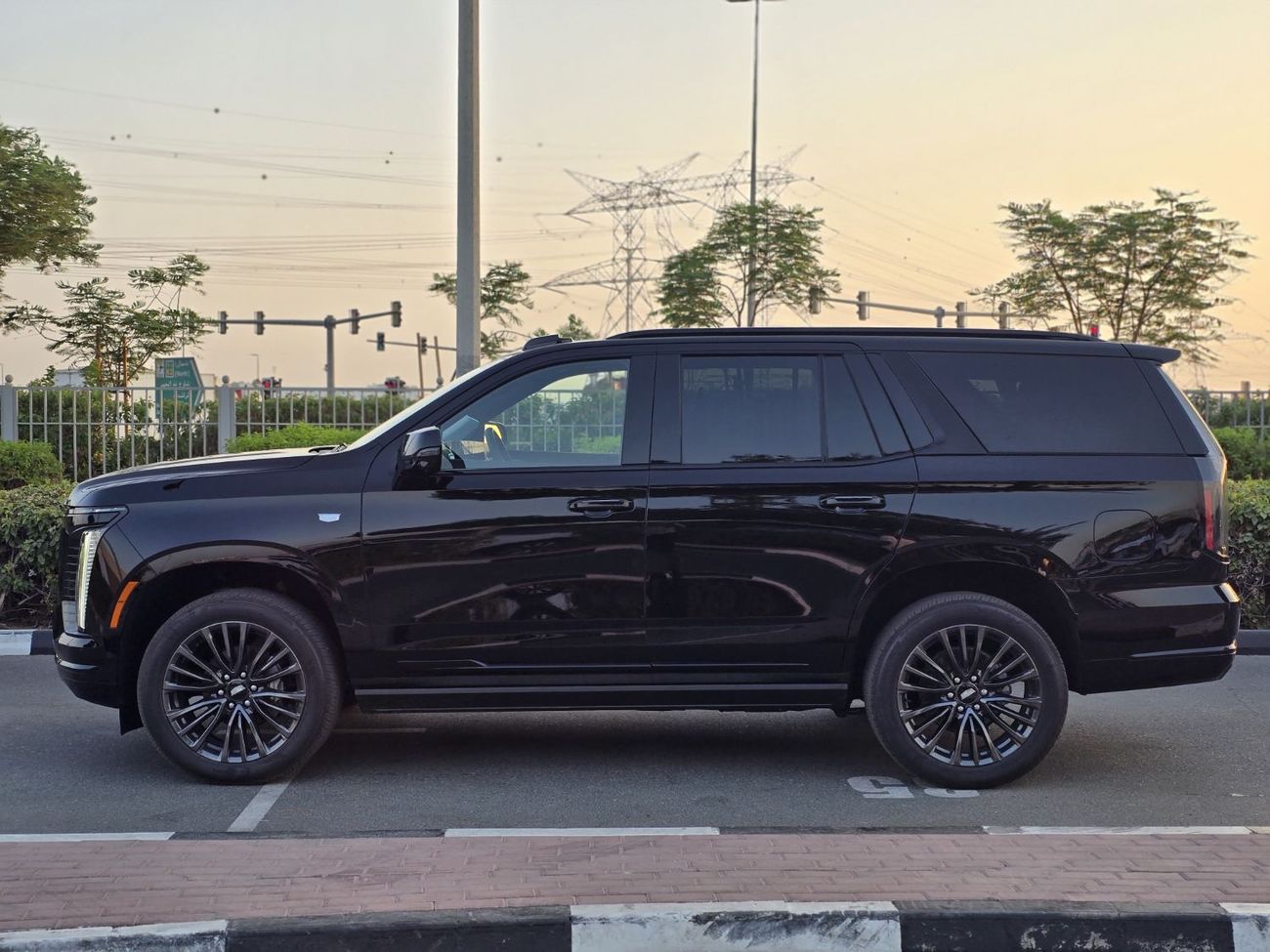 Cadillac Escalade Sport Platinum 6.2L 4WD