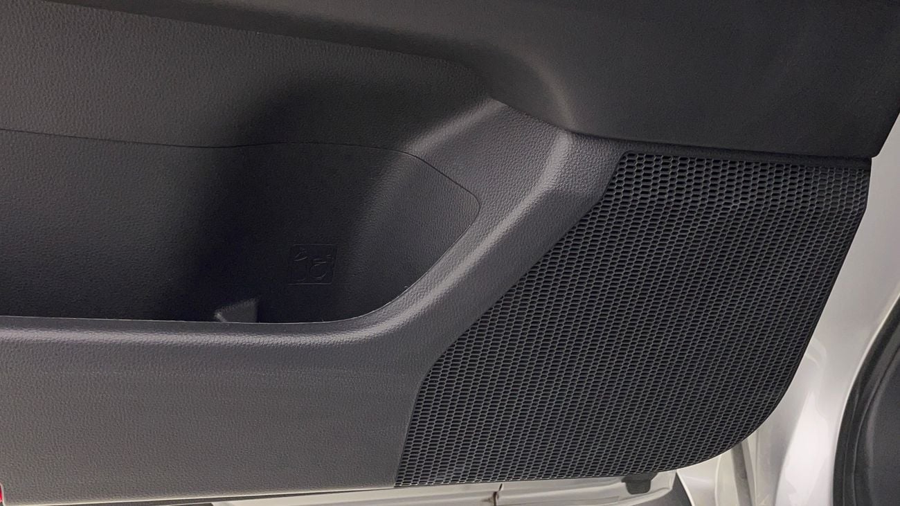 تويوتا لاند كروزر GXR 4 | بدون دفعة مقدمة | اختبار القيادة في المنزل