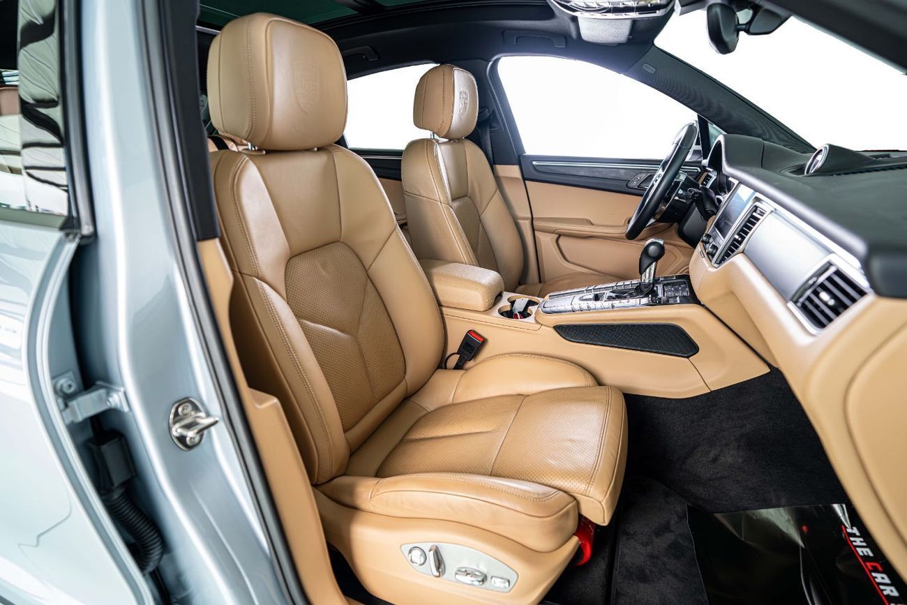 Porsche Macan Std 2.0L (252 HP) GCC Spec - Pristine Condition - Low Mileage