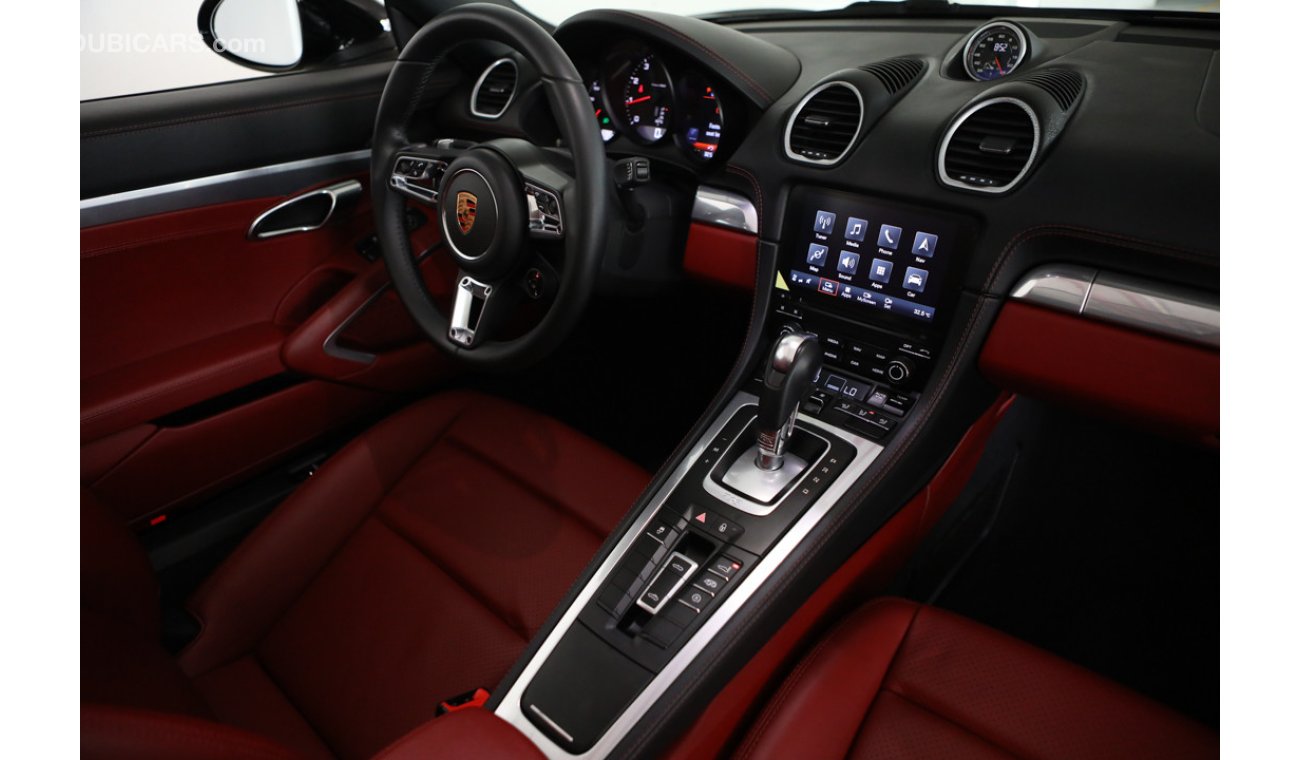 Porsche 718 Boxster 2019 (Porsche Warranty)