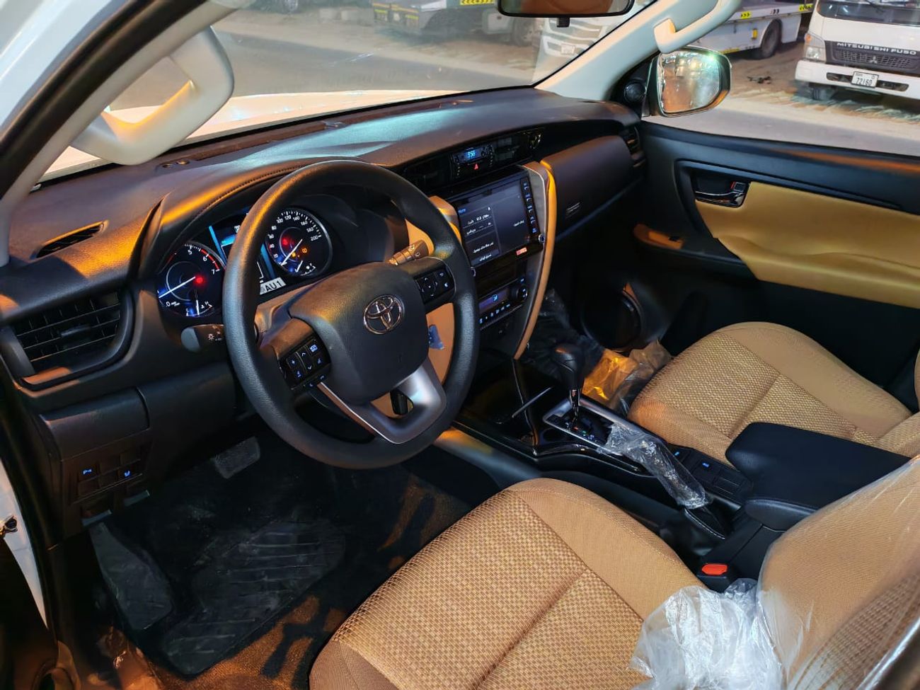 Toyota Fortuner 2025 Toyota Fortuner SR5 7-Seater 2.7L 4-Cyl Petrol A/T 4x4 Only For Export