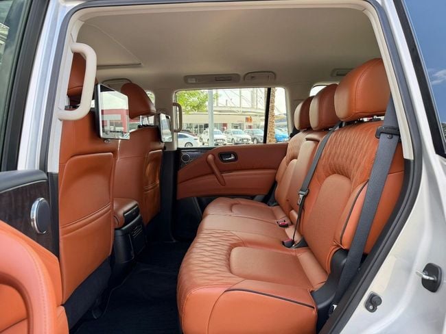 Nissan Patrol SE PLATINUM CITY, миниатюра 28