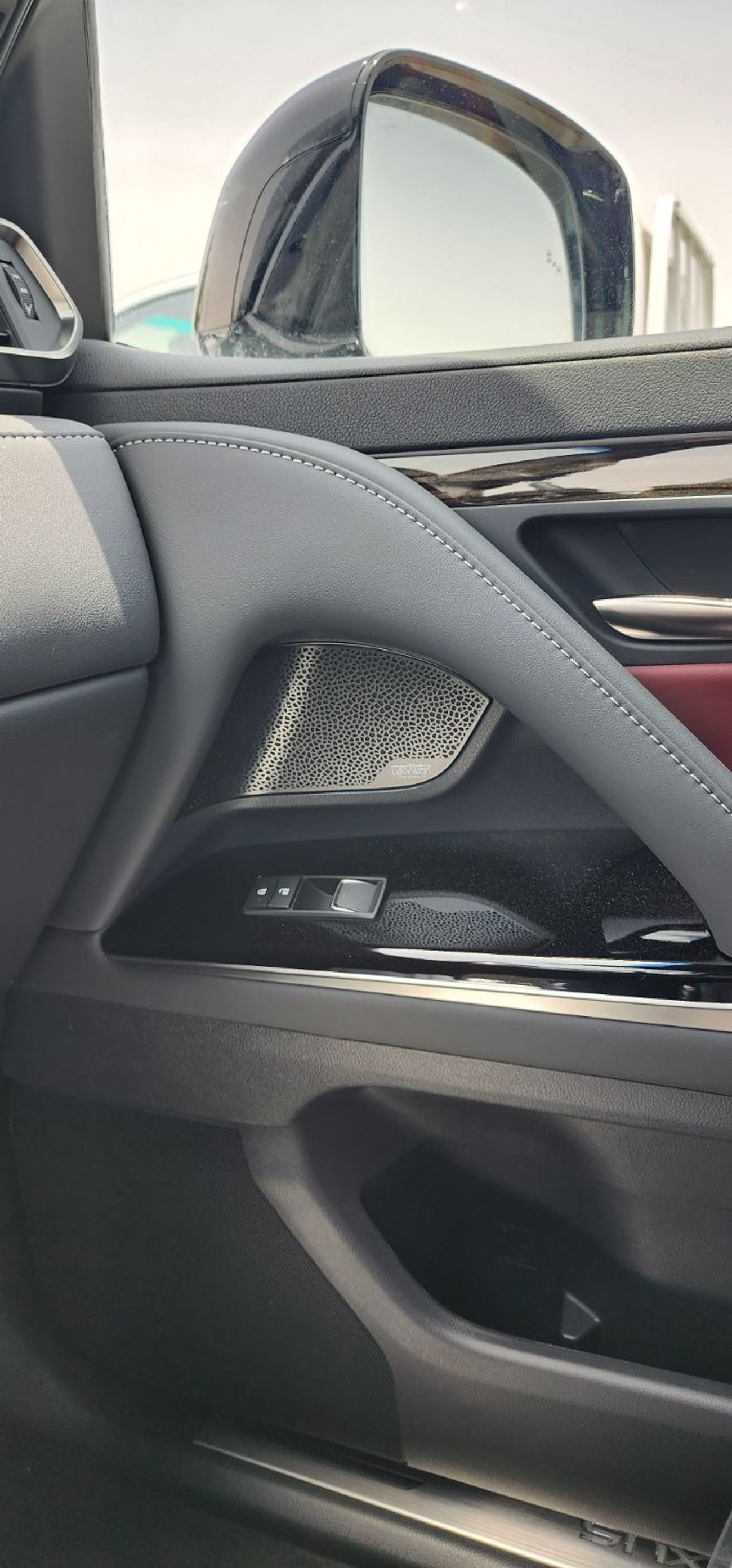 لكزس LX 500 NEW LEXUS LX 500 3.3L DIESEL 2025