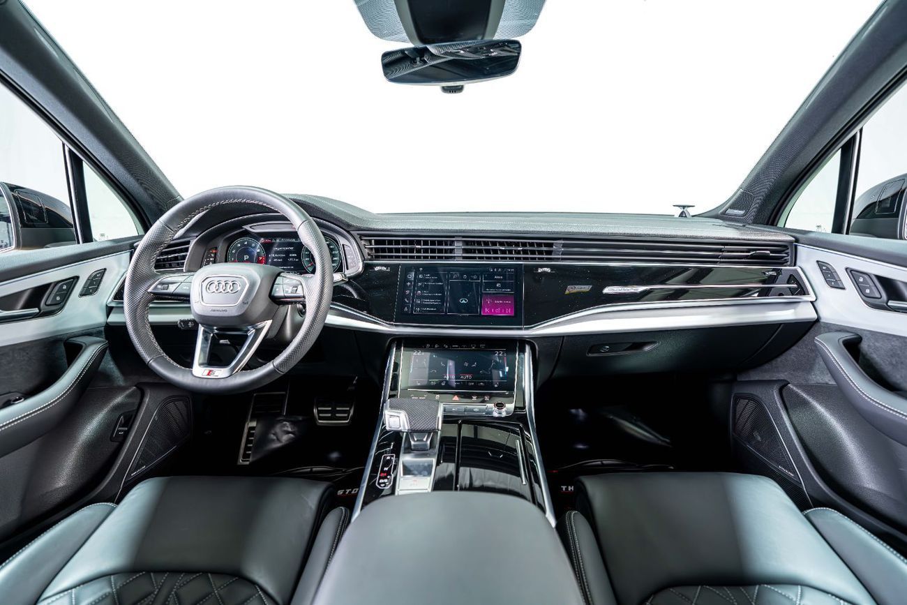 Audi SQ7 2025-Twin Turbo V8-Al Nabooda Warranty-Exclusive Color-Sports Exhaust-22 Inch Rims