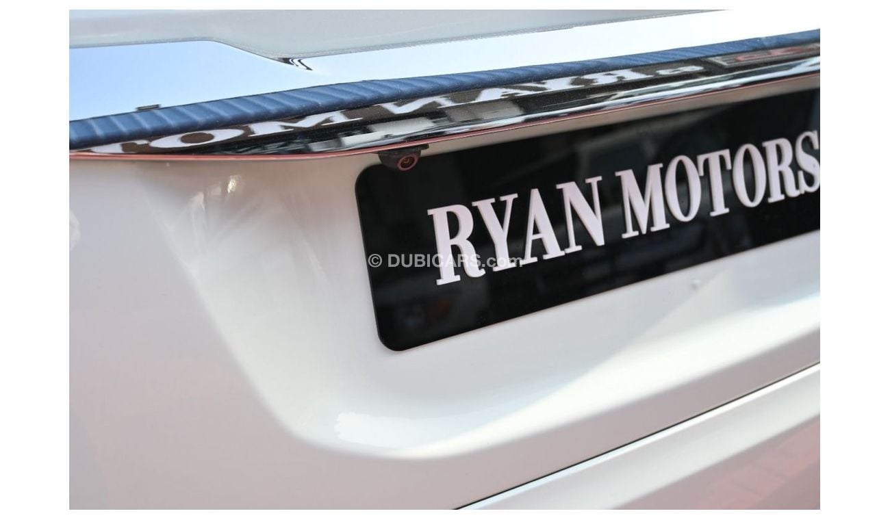 ميتسوبيشي مونتيرو ميتسوبيشي مونتيرو سبورت 3.0 لتر دفع رباعي 5 باب اللون الابيض الموديل: 2017