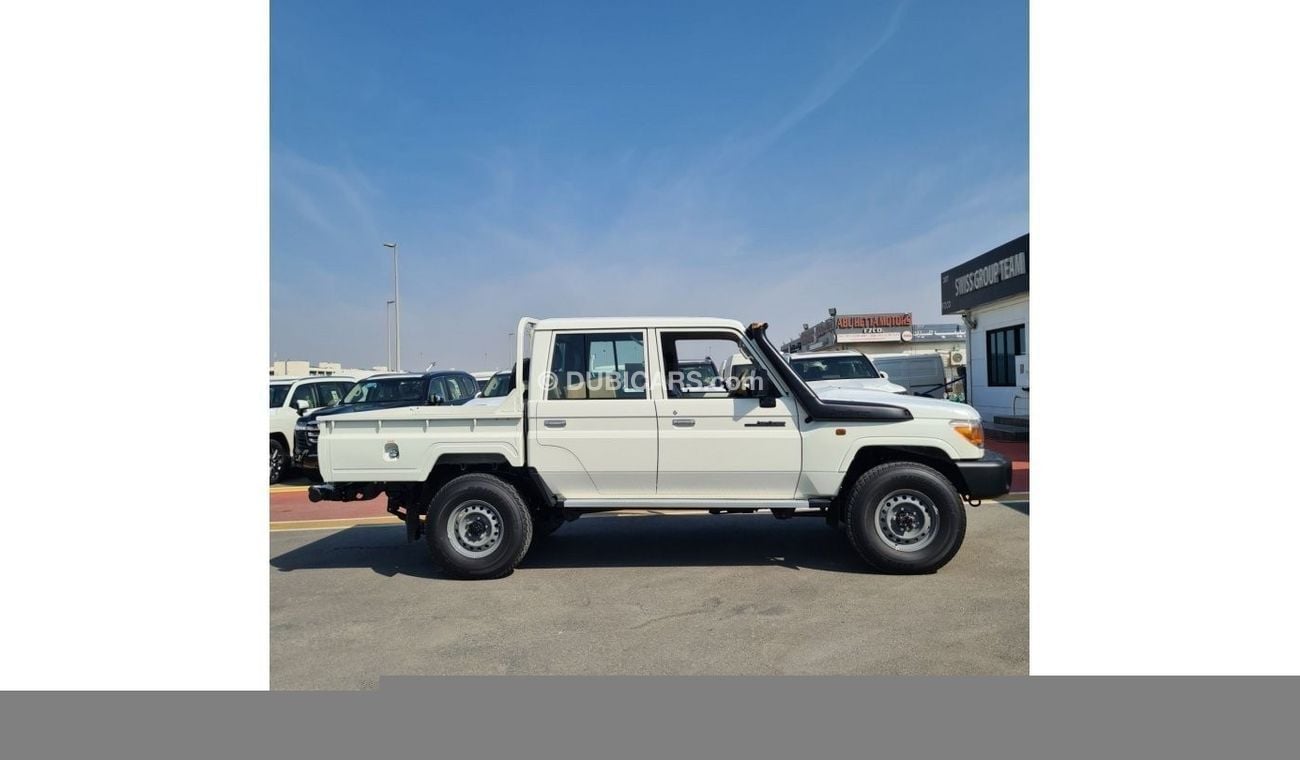 تويوتا لاند كروزر بيك آب DC TOYOTA LAND CRUISER PICK UP DOUBLE CABIN 4.2L DIESEL (2023) | HZJ79 |