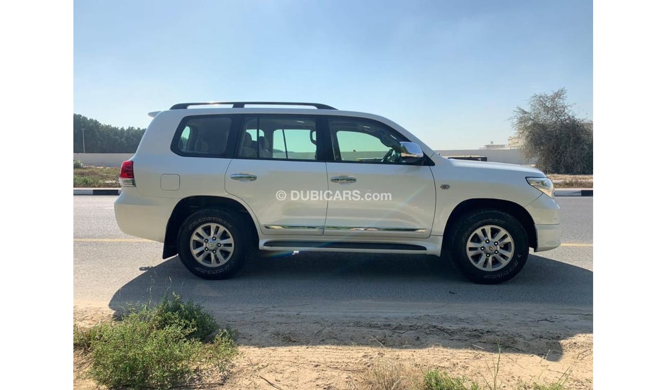 تويوتا لاند كروزر تويوتا لاند كروزر جي اكس ار 2010 مواصفات خليجي فل مواصفات بدون حوادث