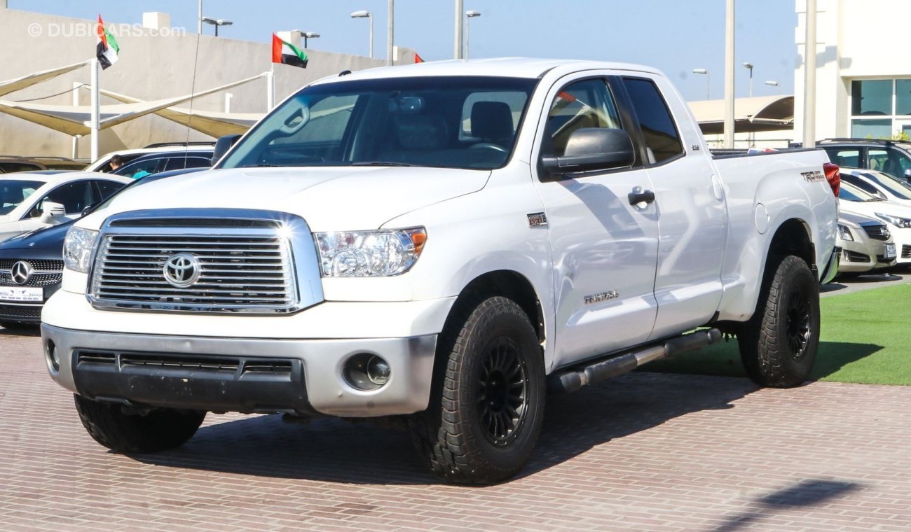 Toyota Tundra SR5