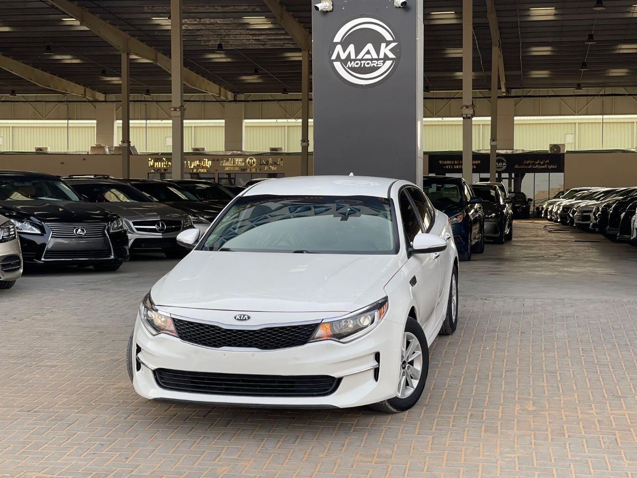 Kia Optima Optima / white / 2018 / in perfect condition