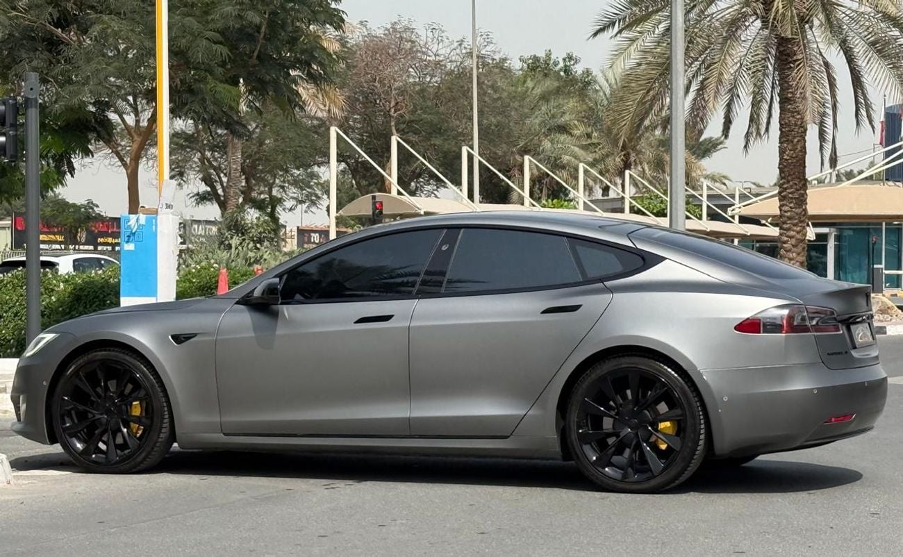 تسلا Model S Plaid (AWD)