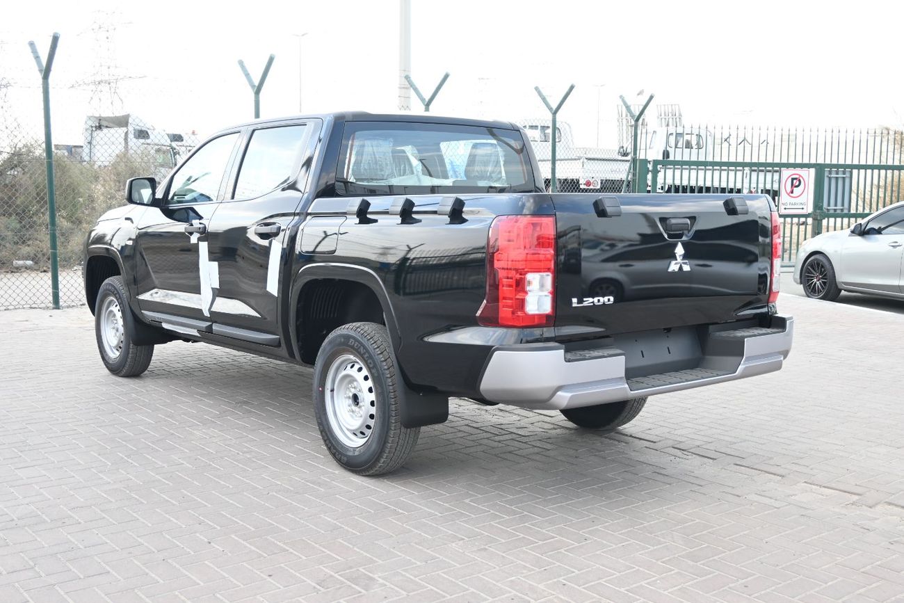 Mitsubishi L200 MITSUBISHI L200 2.4L GL PETROL DCABIN 4X4 5M/T MODEL 2026 BRAND NEW  [SILVER /W/ G / B ]