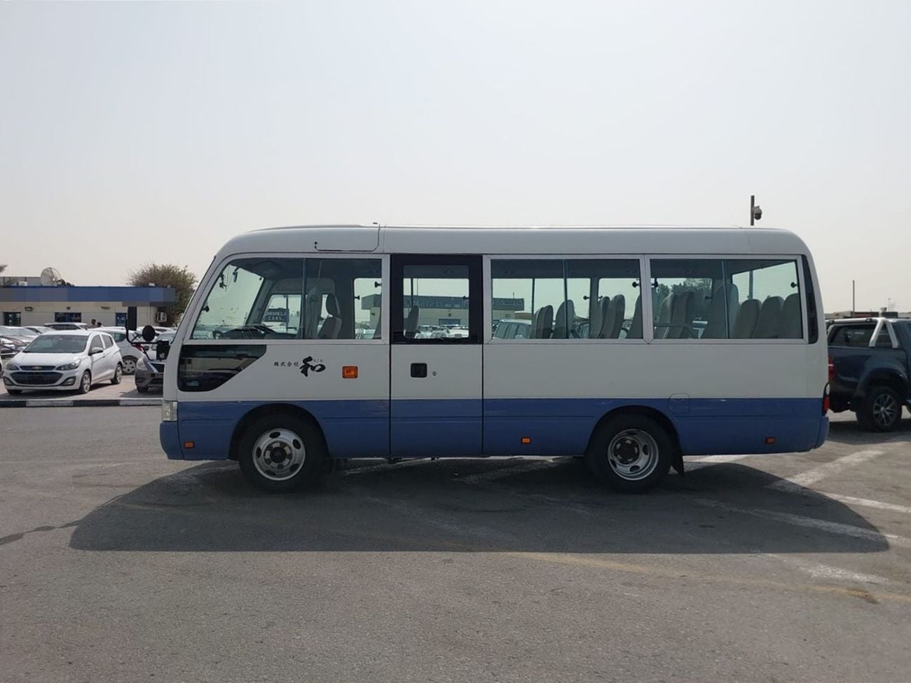 تويوتا كوستر (RAMADAN OFFER) TOYOTA COASTER BUS RHD 2011 MODEL 4.0 L DIESEL AUTOMATIC(PM53682)