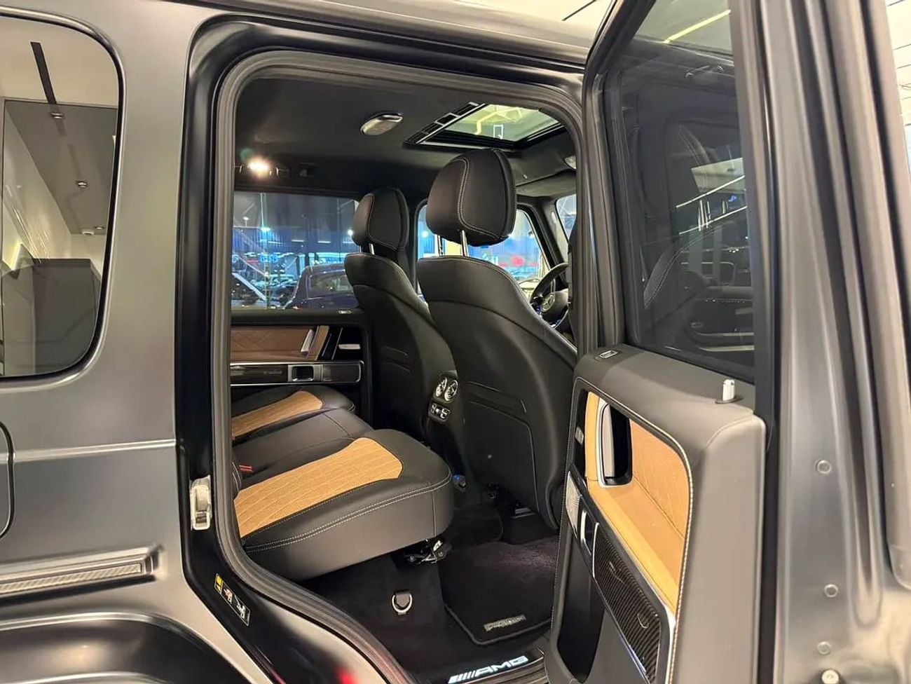 Mercedes Benz G63 AMG / G63 / / 12000 KM / JAPPANES SPECS / FULL OPTIONE / A22