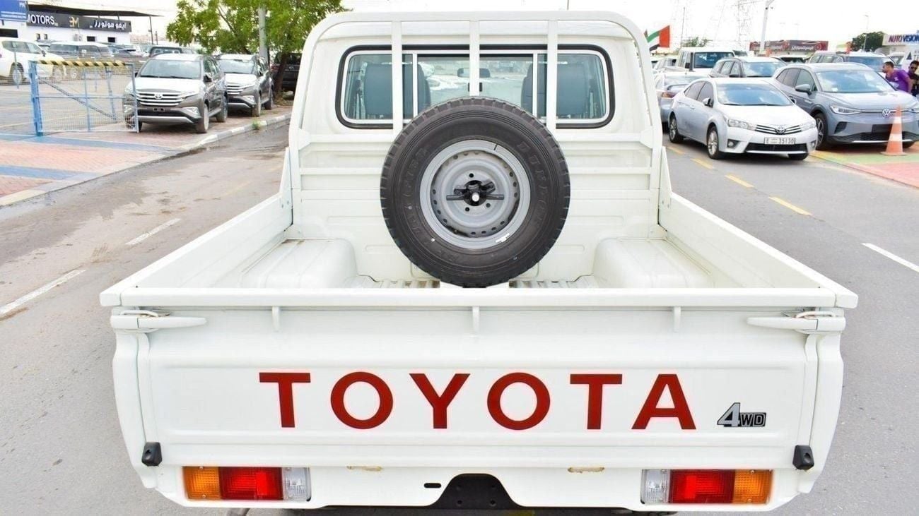 Toyota Land Cruiser Pick Up PICKUP , LC79 D/C 4.2L Diesel V6 , M/T , Diff-Lock 2022 Model