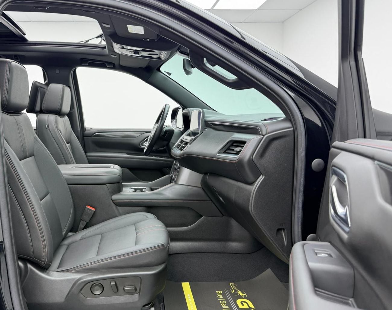 Chevrolet Tahoe 2022 Chevrolet Tahoe RST, 2027 Chevrolet Warranty, Very Low Km, 8 Seater, Excellent Condition, GCC