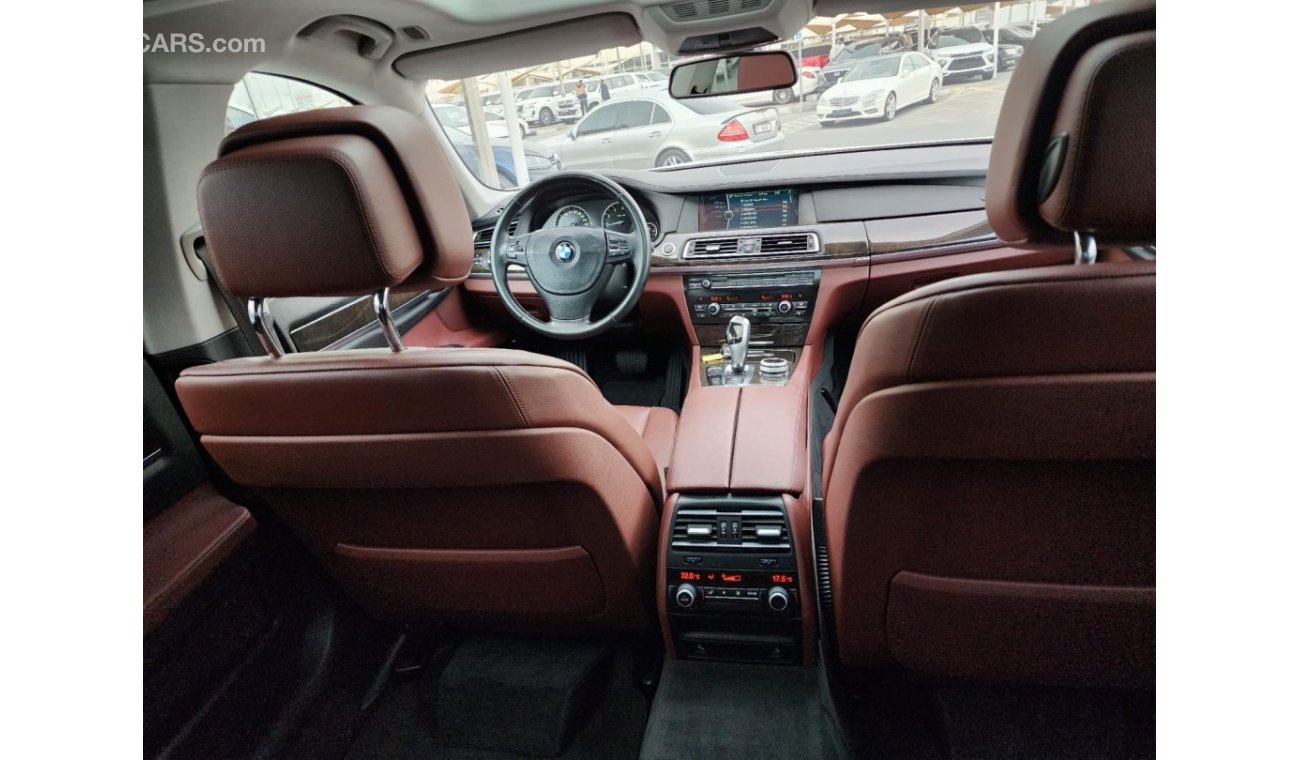 بي أم دبليو 740 BMW 740 LI_Gcc_2012_Excellent_Condition _Full option