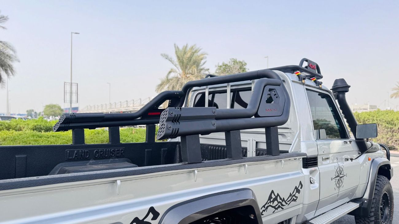 Toyota Land Cruiser SINGLE CABIN | 4.5L DIESEL ENGINE | 4WD | RHD | MANUAL TRANSMISSION | 2016