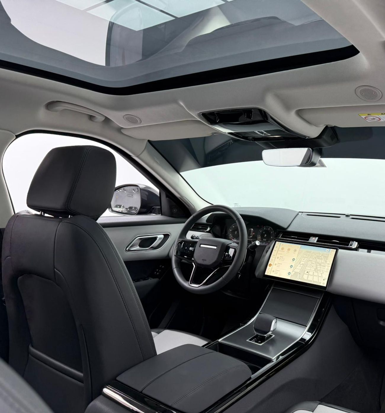 Land Rover Range Rover Velar Dynamic SE P250 2.0L 2025 Range Rover Velar P250 Dynamic SE, 2029 RR Warranty + Service Pack, Very L