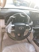 تويوتا لاند كروزر Toyota landcruise 2024Model 4.5L v8 Diesel engine Colour White push start Transmission Automatic Int
