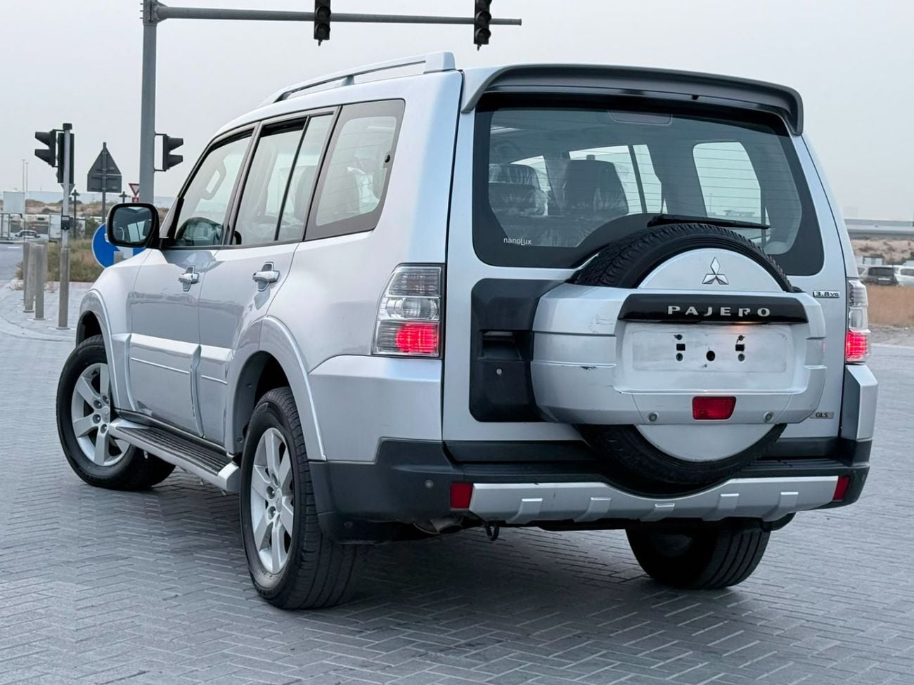ميتسوبيشي باجيرو GLS HIGHLINE