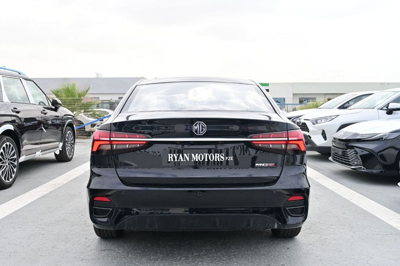 أم جي 5 MG5 1.5L, Petrol, FWD Model 2025 Color Black