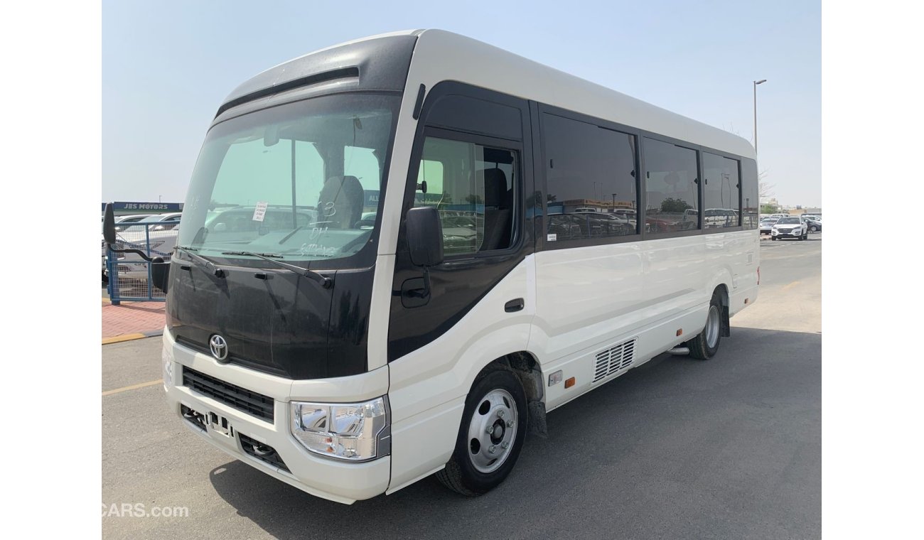 Toyota Coaster TOYOTA COASTER ( VIP ) 4.2L V6 --DIESEL -- 22 SEAT -- 3 POINT SEAT BILT -- LUGGAGE RACK -- CURTINS 2