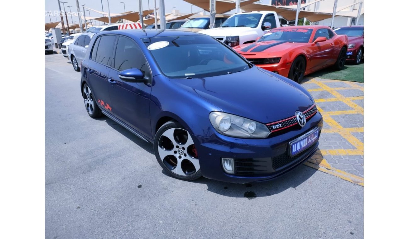 فولكس واجن جولف GTI