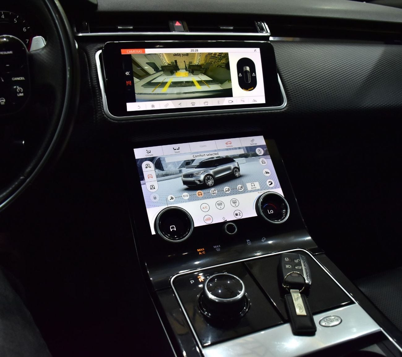 Land Rover Range Rover Velar EXCELLENT DEAL for our Range Rover Velar P380 SE ( 2018 Model ) in Grey Color American Specs