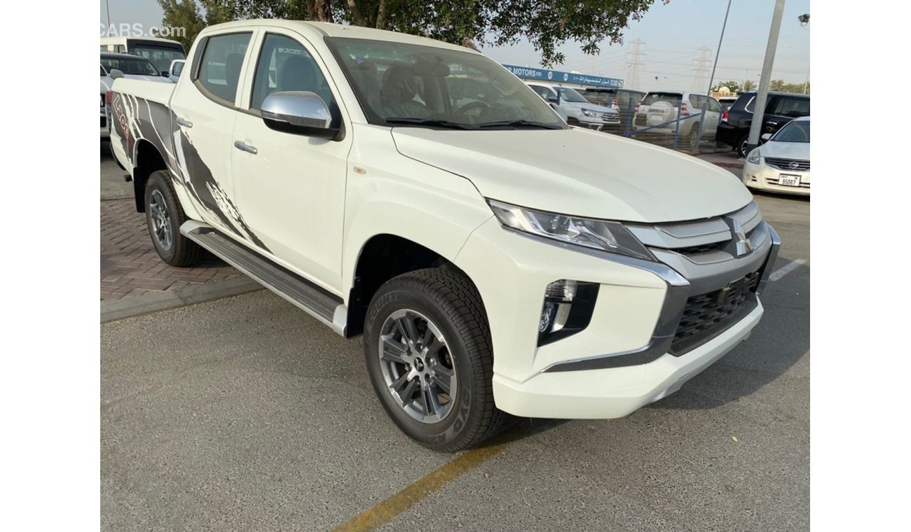Mitsubishi L200 petrol 4x4 Manual For Export Only