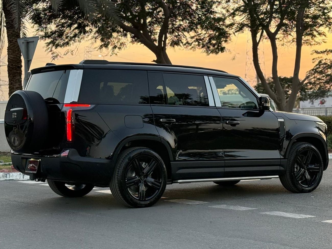 ROX 01 NEW ARRIVAL ROX 01 / 2026 / 7 SEATS / LONG RANGE / WITH WARRANTY EVS 5 YEARS WITH SERVICE CONTRACT