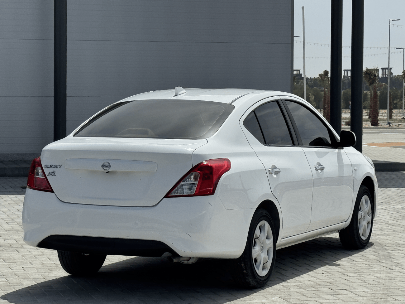 Nissan Sunny S