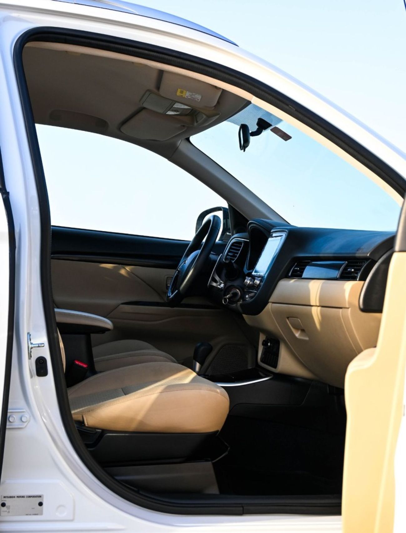 Mitsubishi Outlander MITSUBISHI OUTLANDER 2021 GCC 4X4 IN EXCELLENT CONDITION