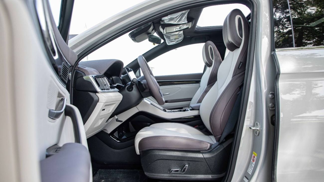 بي واي دي سونغ بلس 1.5L AT HYBRID DM-i 112KM Premium Edition | 2025 | For Local Registration +10%