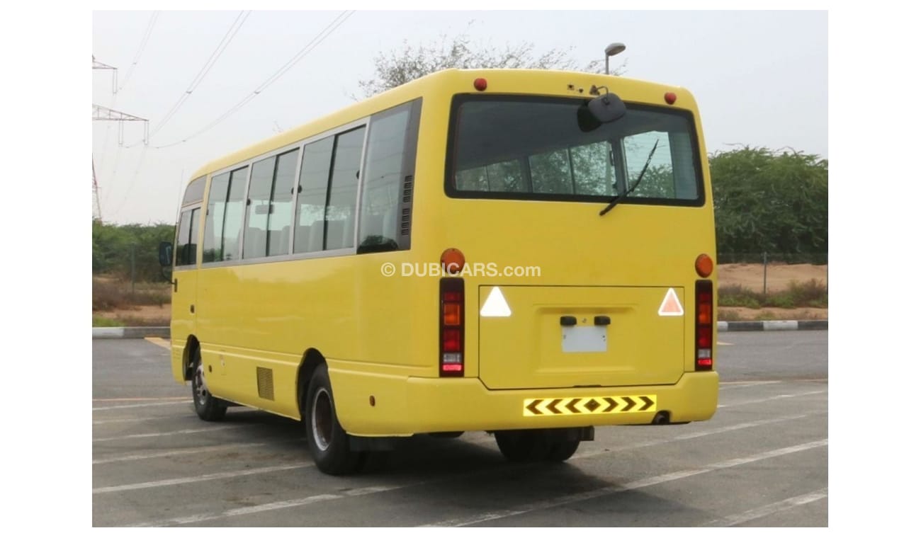 Nissan Civilian 2006 | CIVILIAN A/C 23 SEATER YELLOW SCHOOL BUS WITH GCC SPECS AND EXCELLENT CONDITION