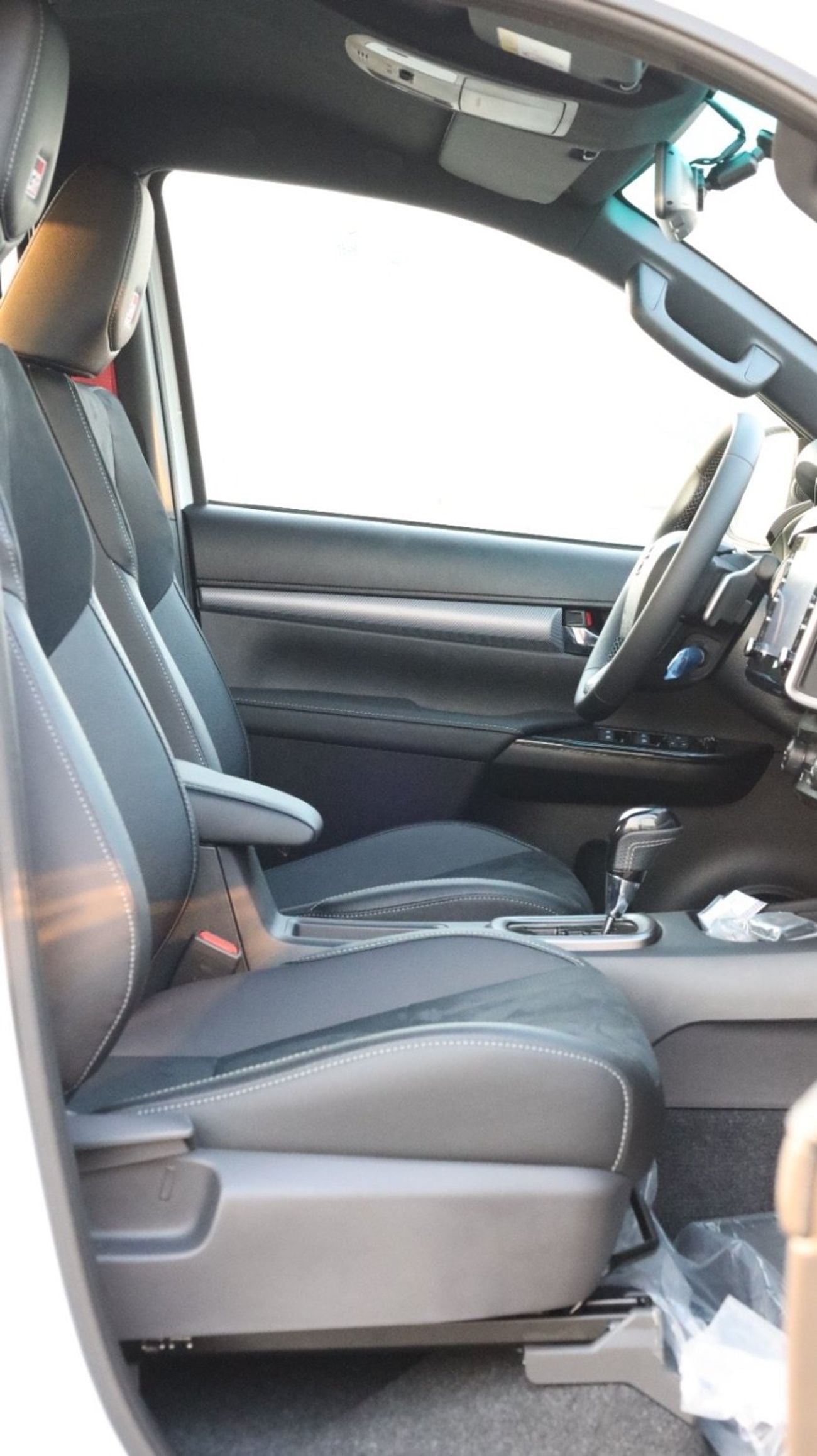 تويوتا هيلوكس STD DC TRD 4.0L AWD