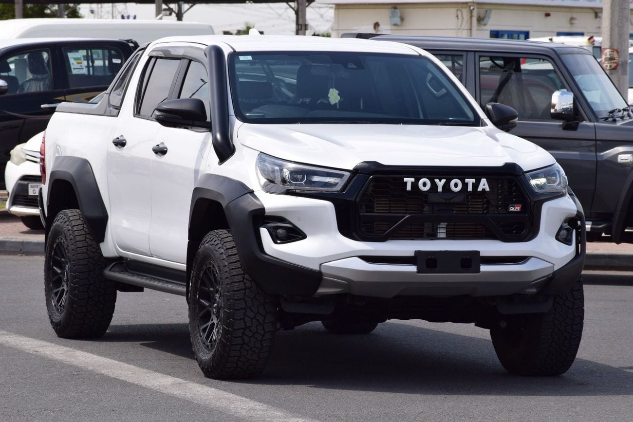 Toyota Hilux GR SPORT ROGUE 4X4 DIESEL RIGHT HAND (EXPORT ONLY)