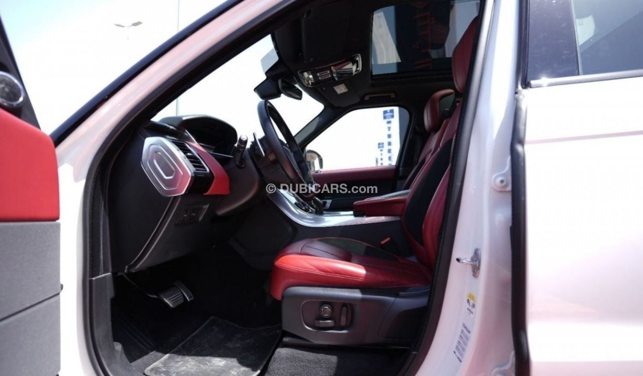 Land Rover Range Rover Sport Range Rover Sport V8 with Original Urban Kit & Full Exterior Carbon Fiber | GCC Specs