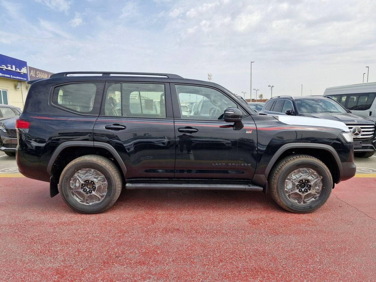 Toyota Land Cruiser GR-S 3.3L