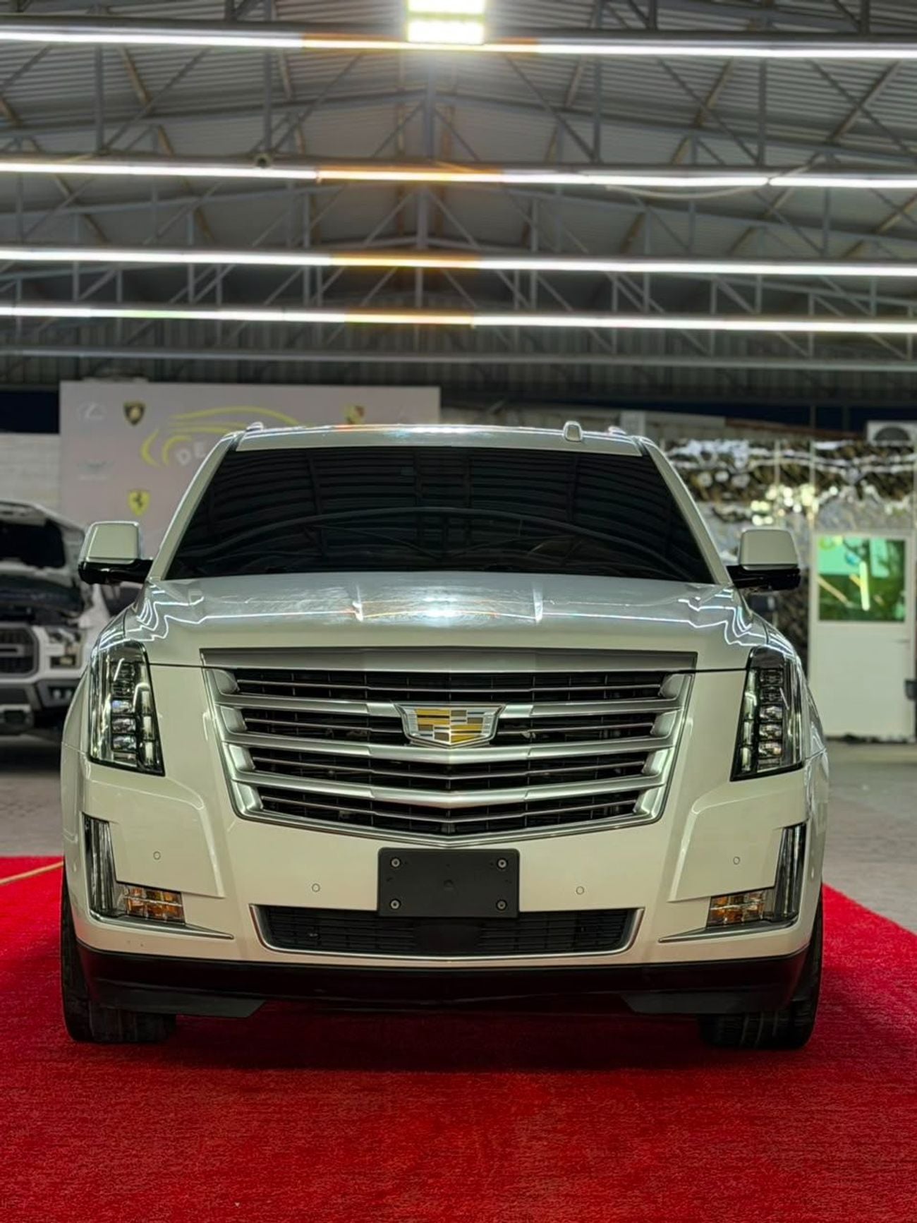 كاديلاك إسكالاد PLATINUM