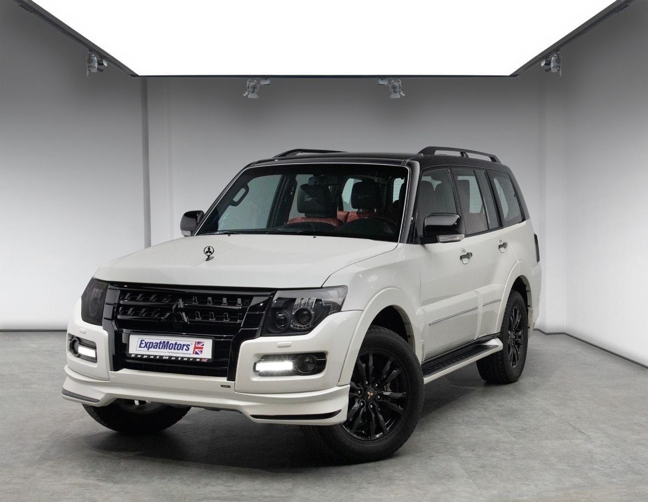 Mitsubishi Pajero GLS H/L SIGNATURE EDI
