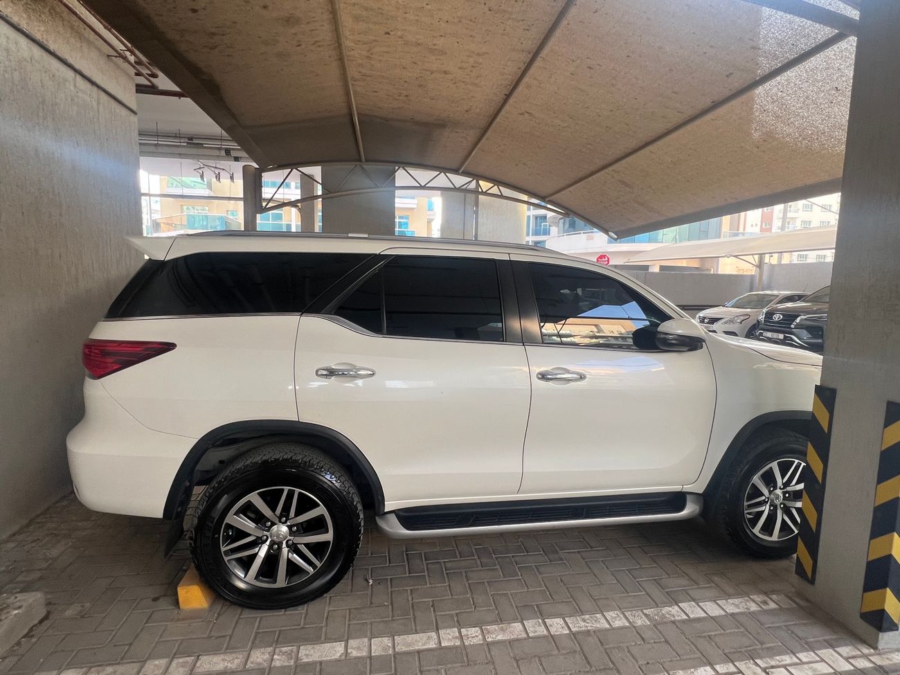 تويوتا فورتونر VXR 4.L,First owner, service history