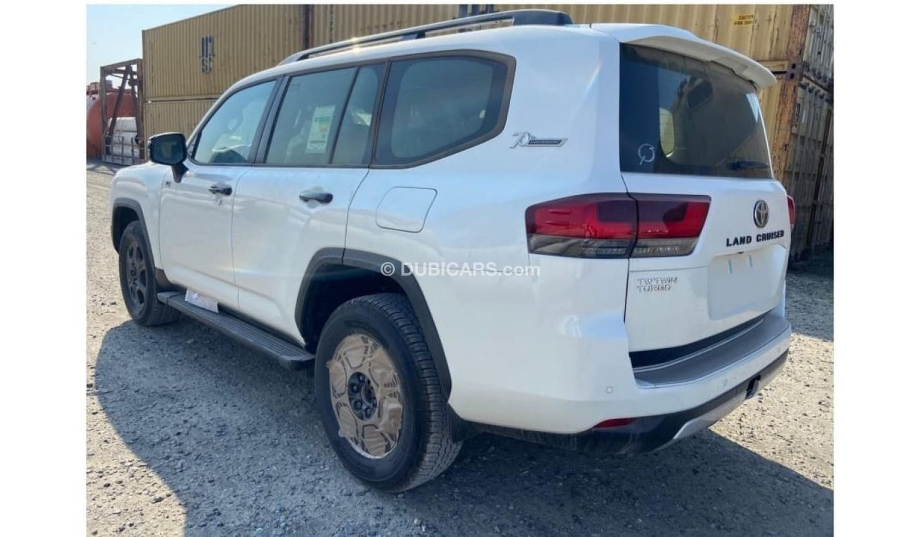 Toyota Land Cruiser GR-S LC300 3.3L GR SPORT DSL 2022