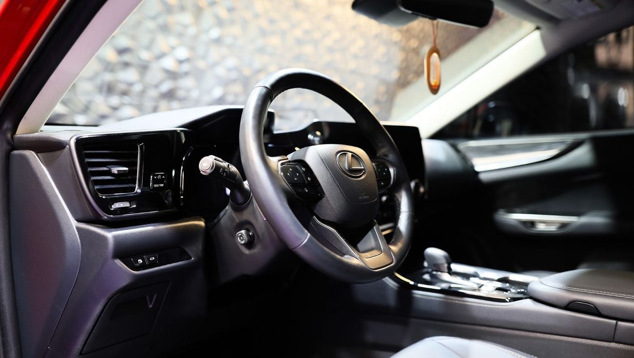 Lexus NX 350h Lexus NX350h AWD 2.5L AT Hybrid