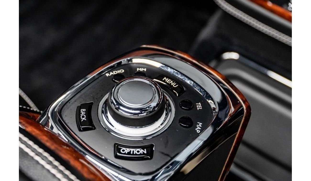 Rolls-Royce Phantom 6.7 V12 Auto Euro 5 4dr RIGHT HAND DRIVE