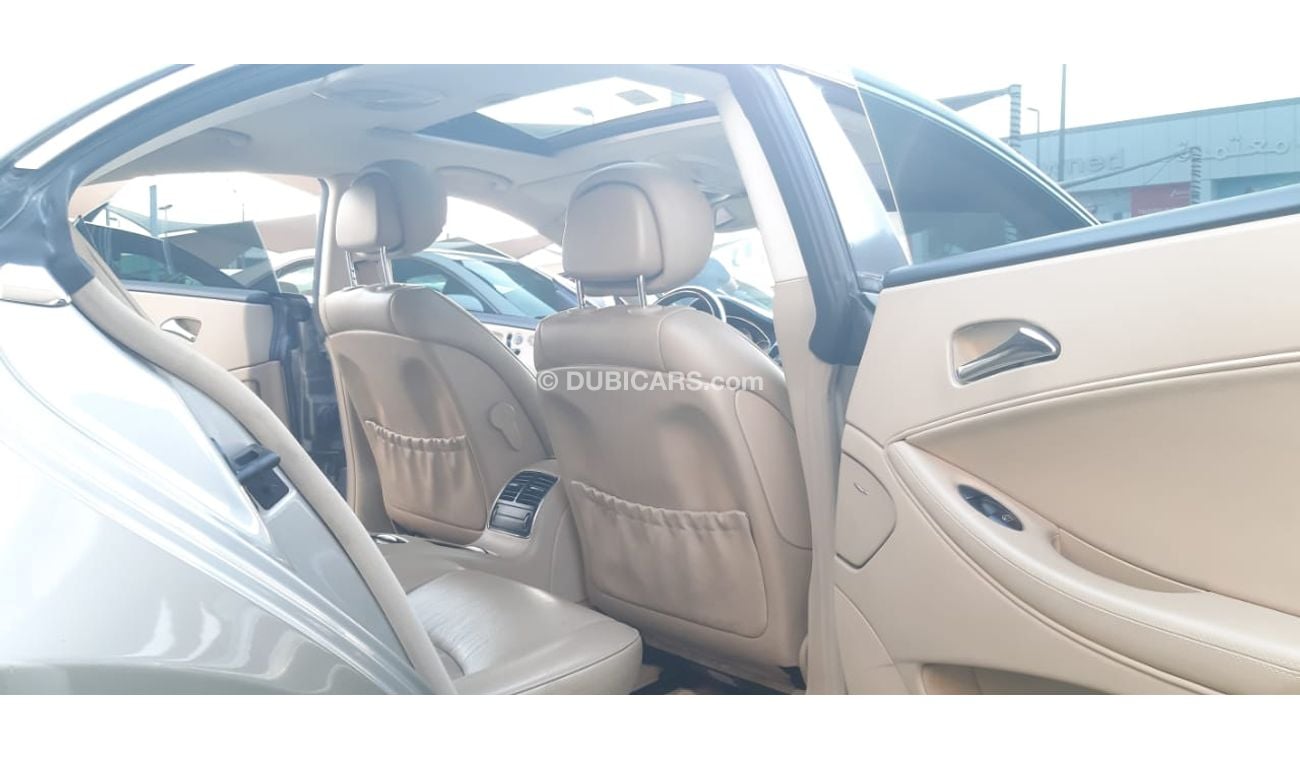 Mercedes-Benz CLS 350 Gulf - number one - manhole - leather - alloy wheels - sensors - cruise control - control - fog ligh