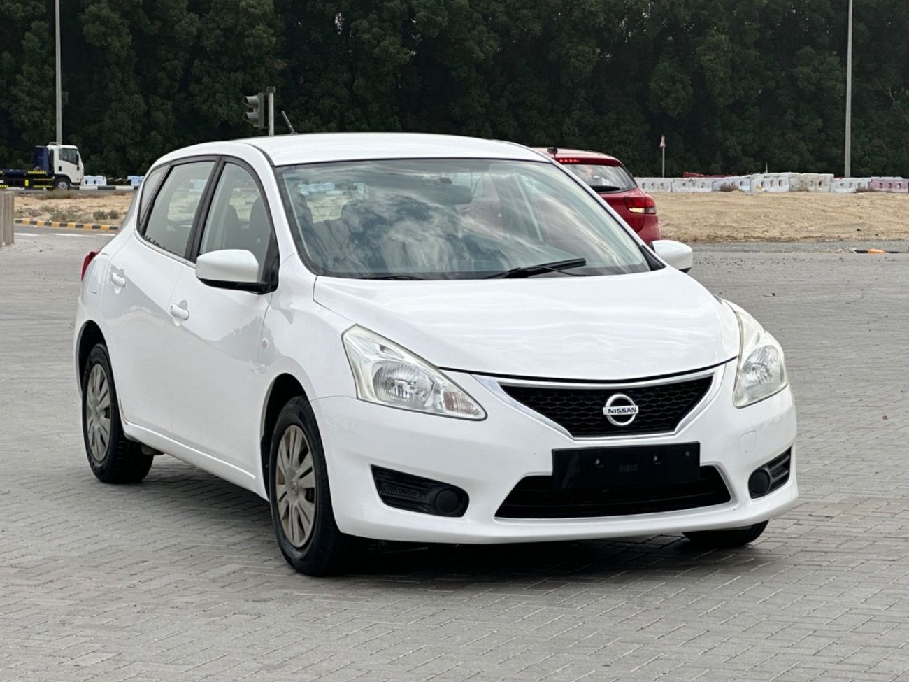 نيسان تيدا موديل 2016 خليجي حاله ممتازه من الداخل و الخارج