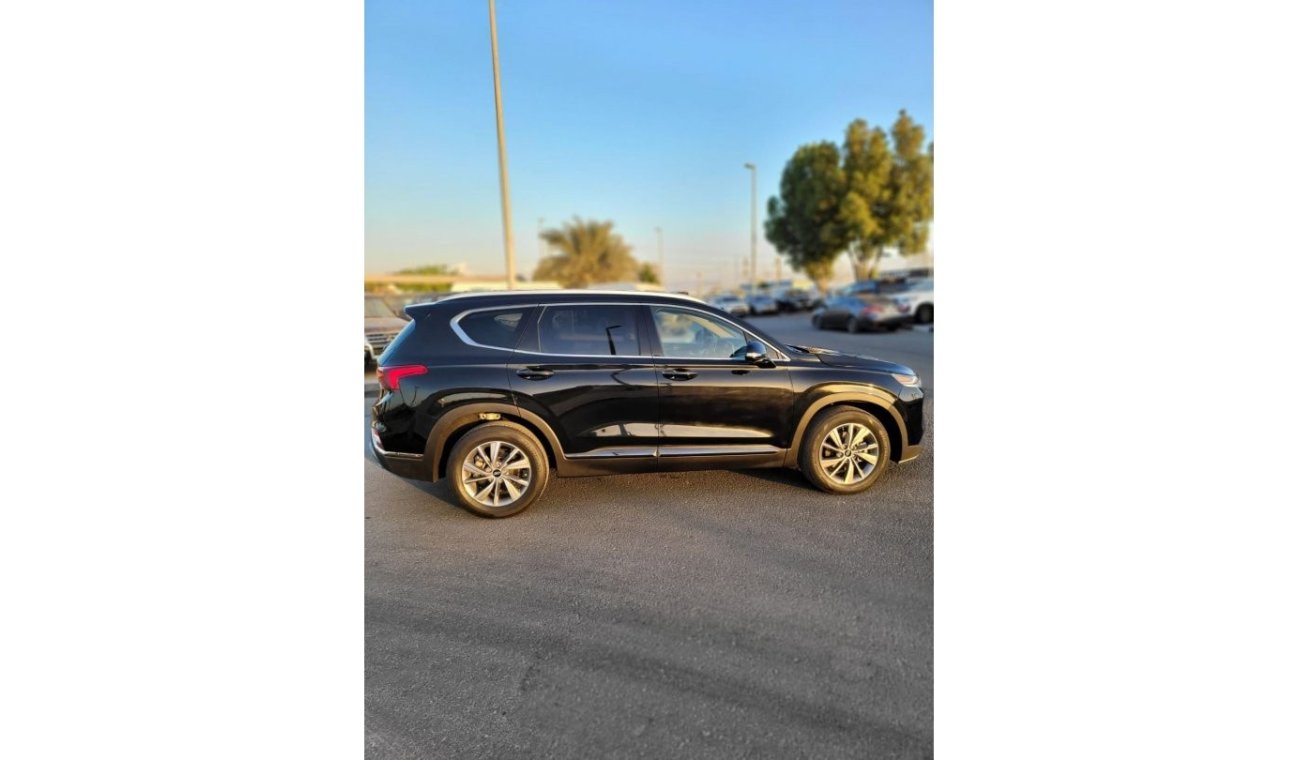 هيونداي سانتا في HYUNDAI SANTAFE FULL OPTION