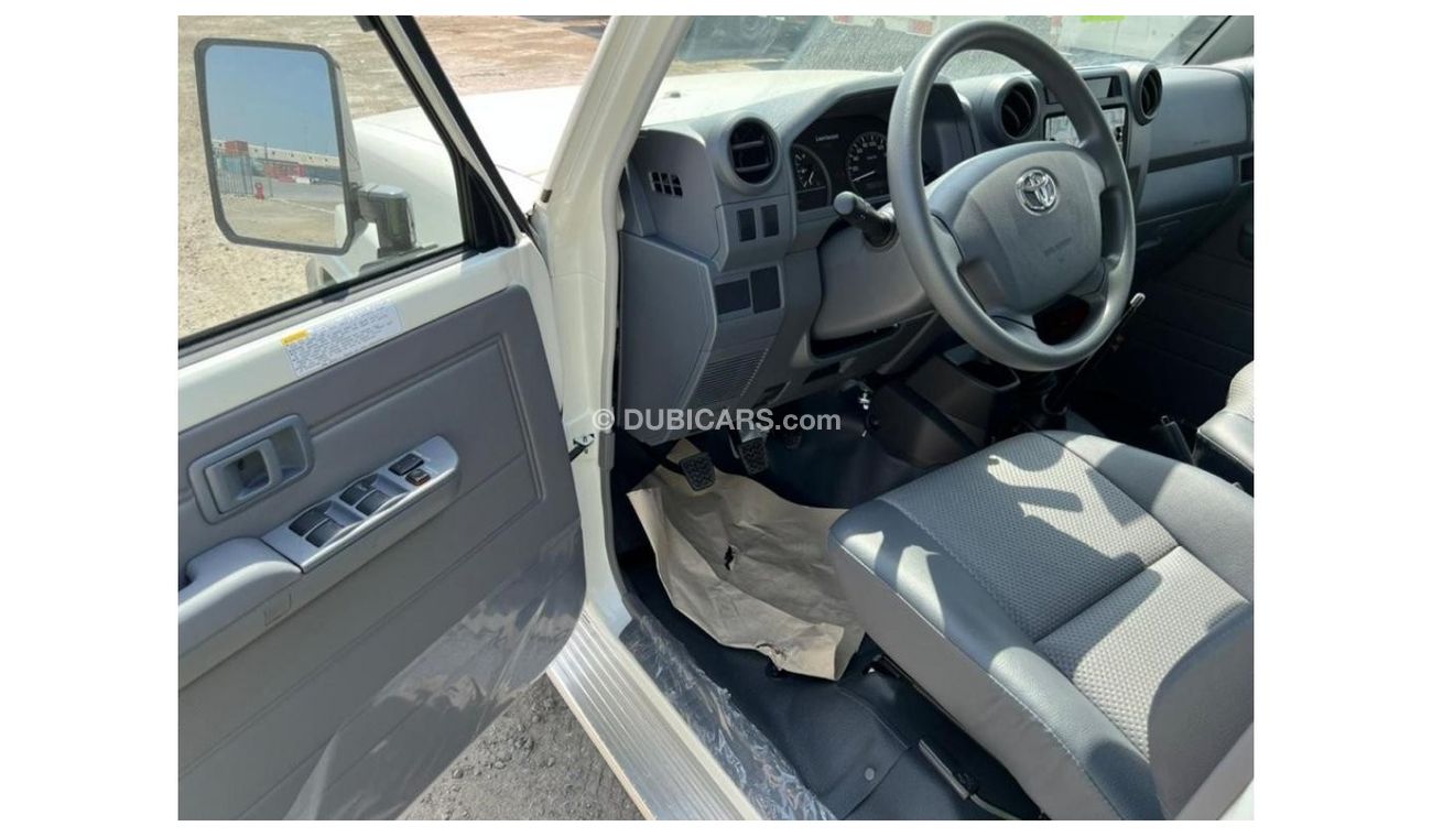 Toyota Land Cruiser 70 TOYOTA LC HTOP HZJ76 4.2 V6