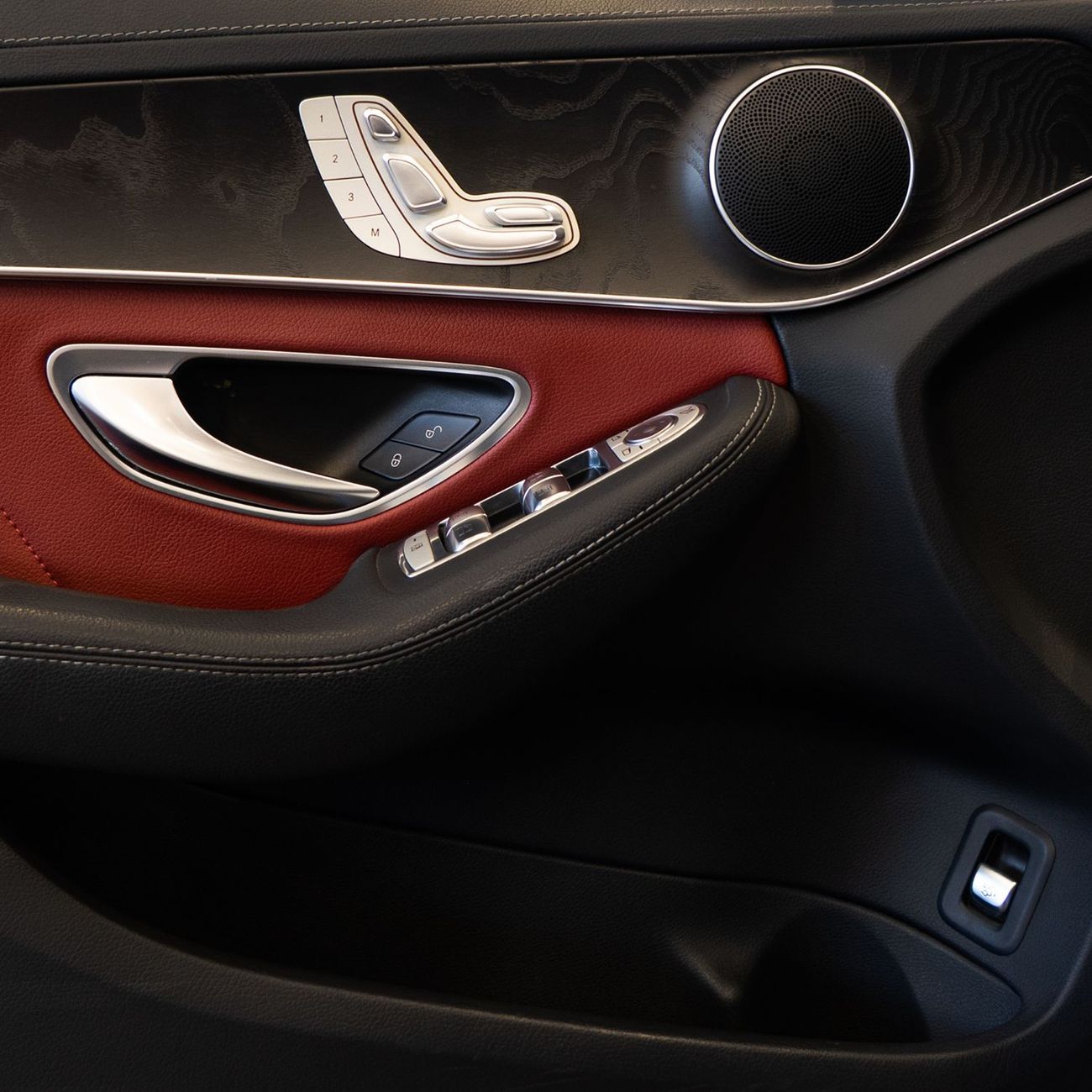 Mercedes-Benz C 200 Premium 2.0L