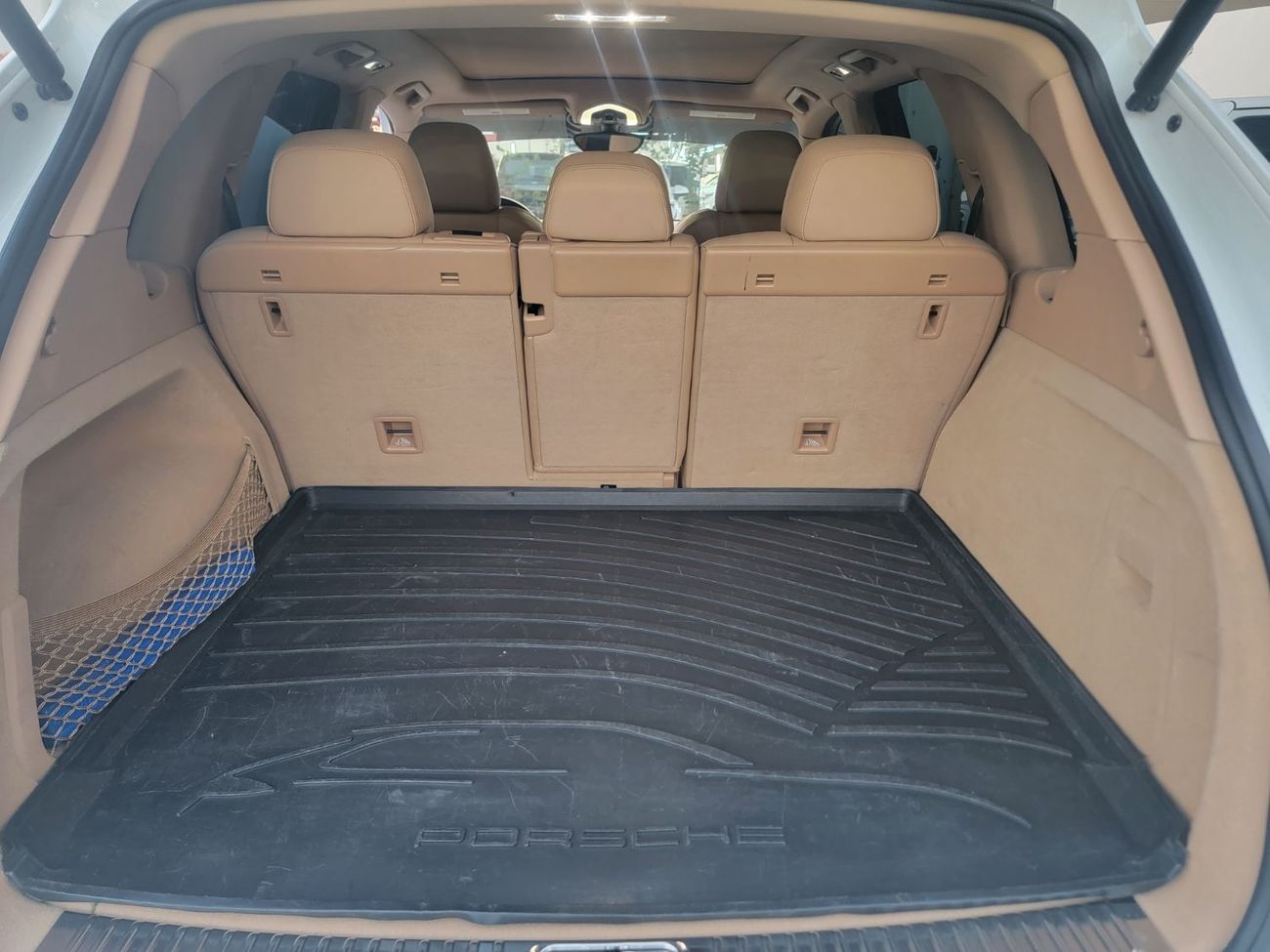 Porsche Cayenne Platinum Edition 3.6L